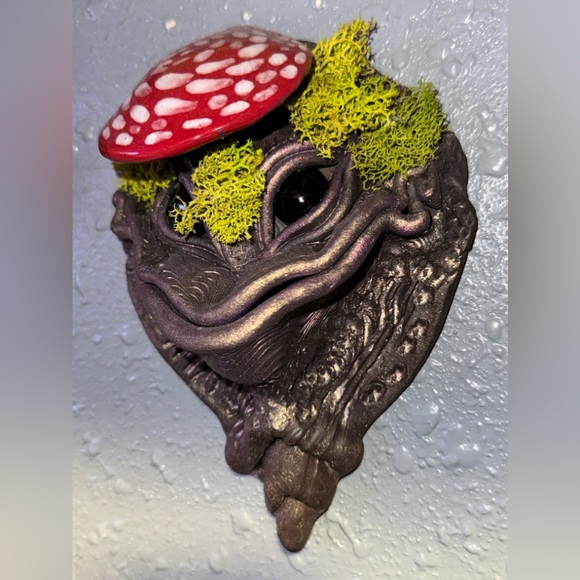 Whimsical Amanita Mushroom Creature Wall Art Decoration With Moss - Picture 1 of 11